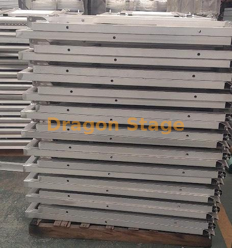 Outdoor Portable Aluminum Crowd Barrier Fence Enclosure for Concert Event Sound Truss 60ft Портативный алюминиевый алюминиевый барьерный ограждение для концертного события звук