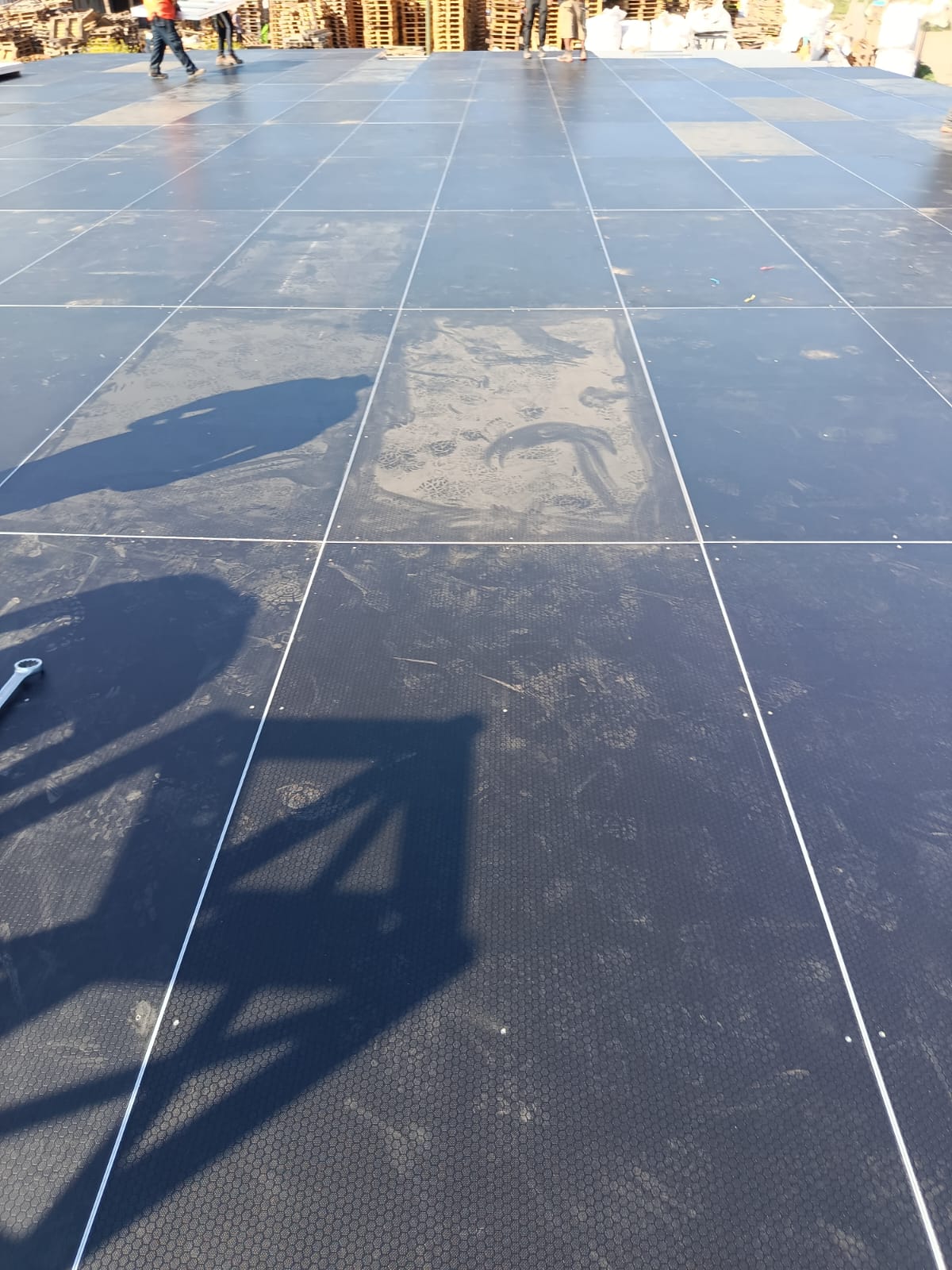 Платформа алюминиевой платформы на стадии алюминия (2) 