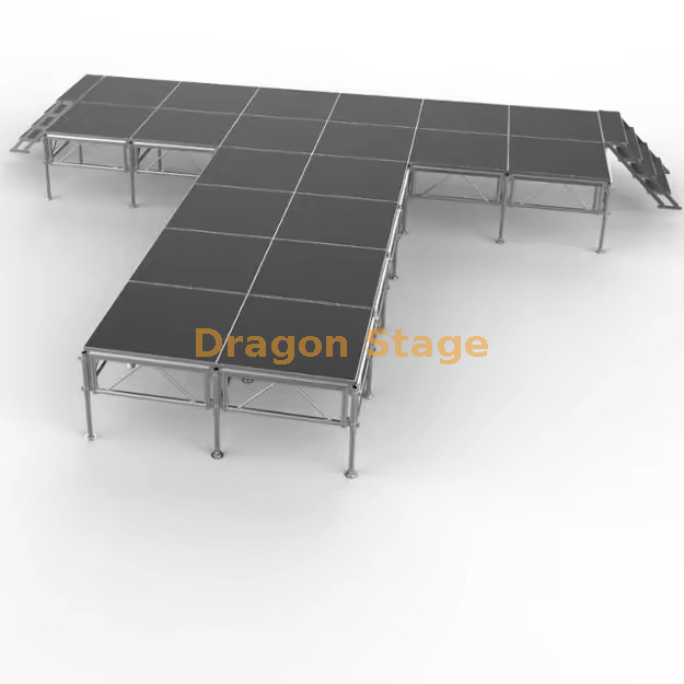 Модульная алюминиевая передвижная сцена размером 7,32x7,32 м Т-образной формы с лестницей – регулируемая по высоте (0,8 м)