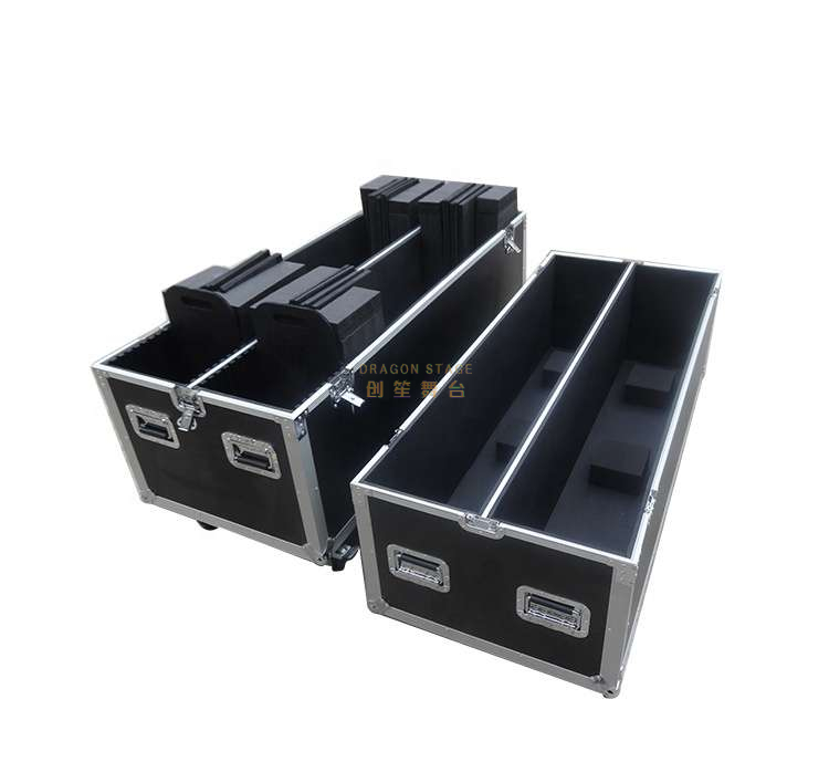 Каковы различия между корпусом прибора в продукте Flight Case?