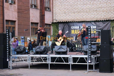 Алюминием подиума на сцене на подиуме для DJ Band 