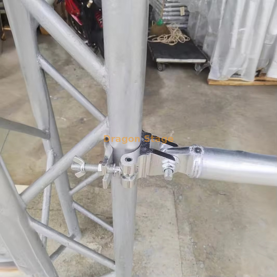 Алюминиевая ферменная опора-стабилизатор основания с элементами выносных опор (3) 