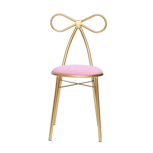 Скандинавские минималистские стулья, современные металлические ресторанные стулья, стулья-бабочки для переодевания на одного человека, стулья для известных в Интернете отелей из железа, прямые волосы