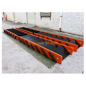 Лабиринт доски летят и схватывают лестницы