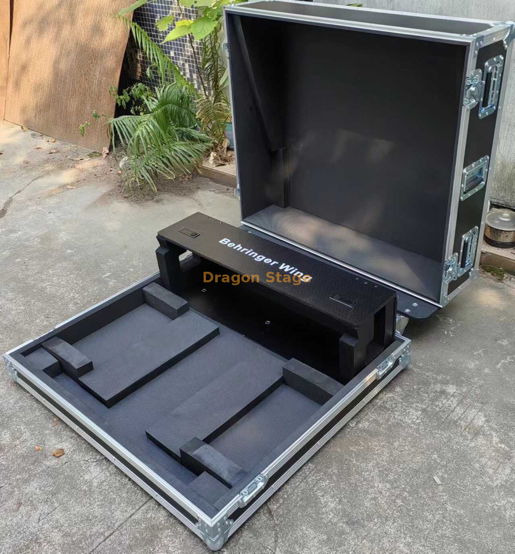 Behringer Wing FlightCase Console Console Case / Two Door / Aluminum Performance Case Case 