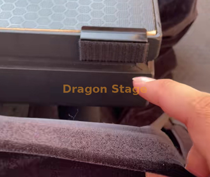 Зажимы для краев сценической площадки