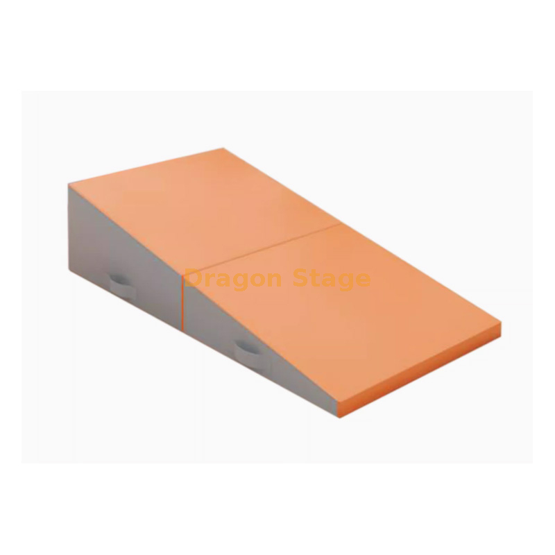 Parkour Triangle Folding Pad