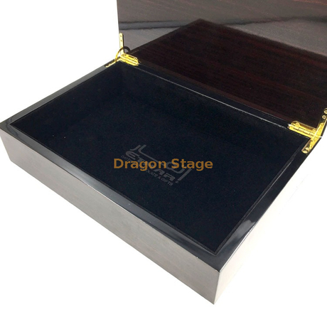 KSA Riyadh Season Season Wood Chocolate Box Цитаты из шоколадной коробки с шоколадной коробкой желтый деревян идеи коробки